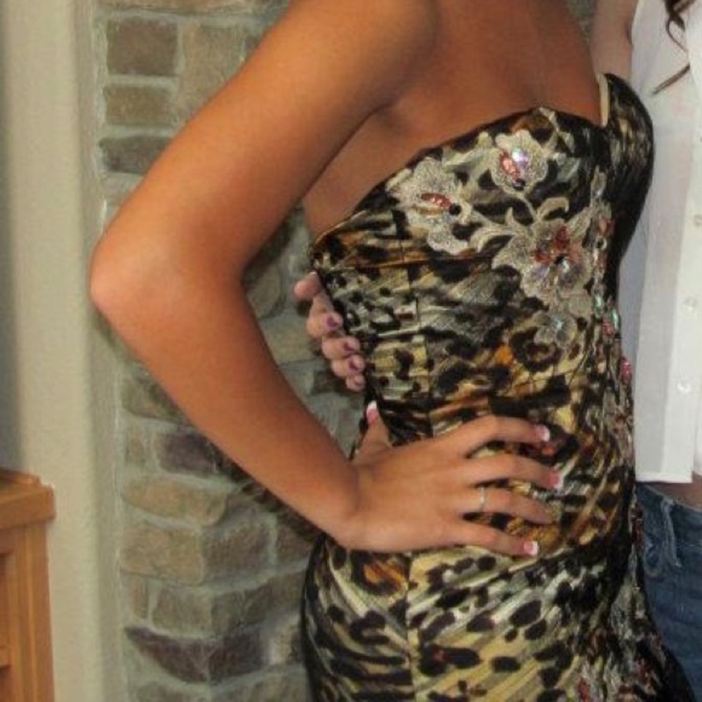 Prom Dress - Picture 4 of 4